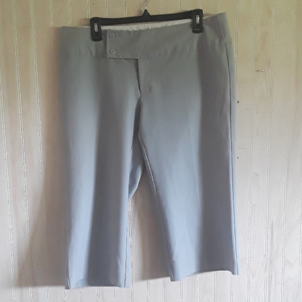 Dress capris
